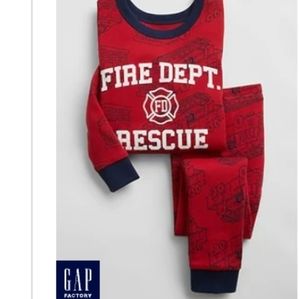👀50% OFF - NWT‼️ GAP brand Toddler Fire Dept. Rescue Pajama Set